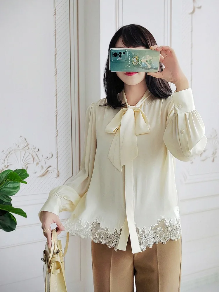 2024 Spring New 22mm Silk Spliced Lace Shirt Women With Lapel Collar Long Sleeved Solid Color Loose Top
2024 Spring New 22mm Silk Spliced Lace Shirt Women With Lapel Collar Long Sleeved Solid Color Loose Top