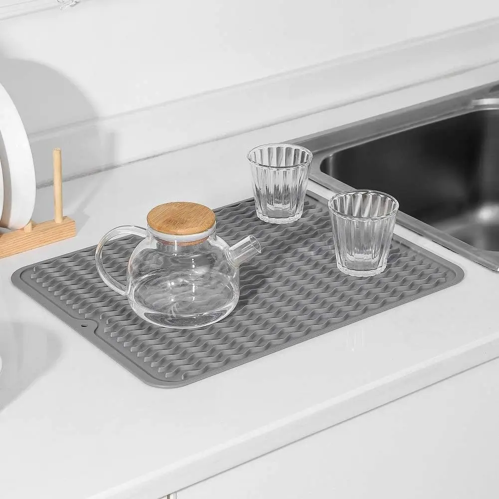 Multi purpose silicone tableware drying pad, suitable for kitchen countertops or sinks, refrigerators or drawer liners
Multi purpose silicone tableware drying pad, suitable for kitchen countertops or sinks, refrigerators or drawer liners