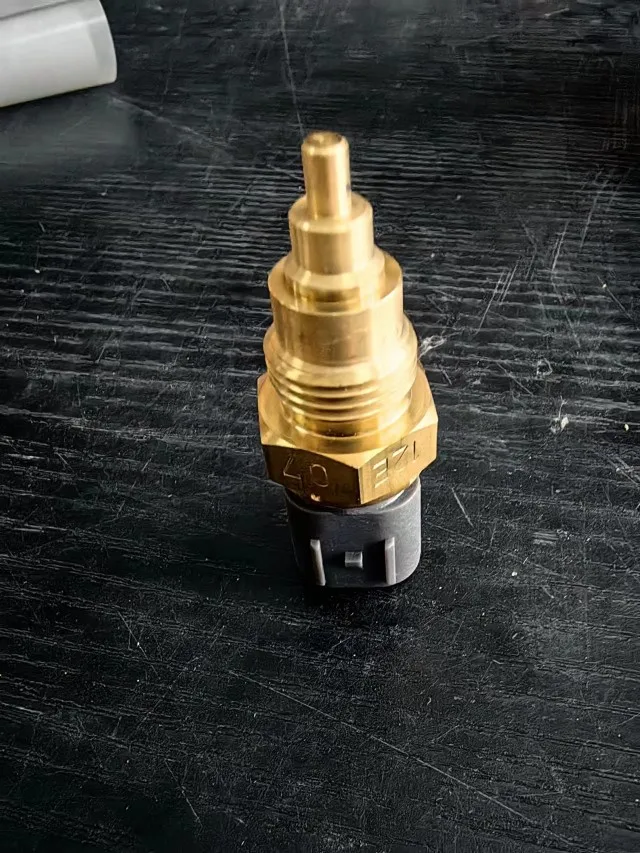 XCMG Crane Parts Daquan XCT25 National IV, National V Engine Water Temperature Sensor, Water Temperature Switch
XCMG Crane Parts Daquan XCT25 National IV, National V Engine Water Temperature Sensor, Water Temperature Switch