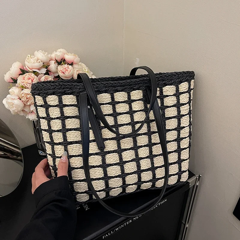 Casual Hollow Straw Women Shoulder Bags Designer Letters Handbags Paper Woven Large Tote Bag Handmade Summer Beach Bag
Casual Hollow Straw Women Shoulder Bags Designer Letters Handbags Paper Woven Large Tote Bag Handmade Summer Beach Bag