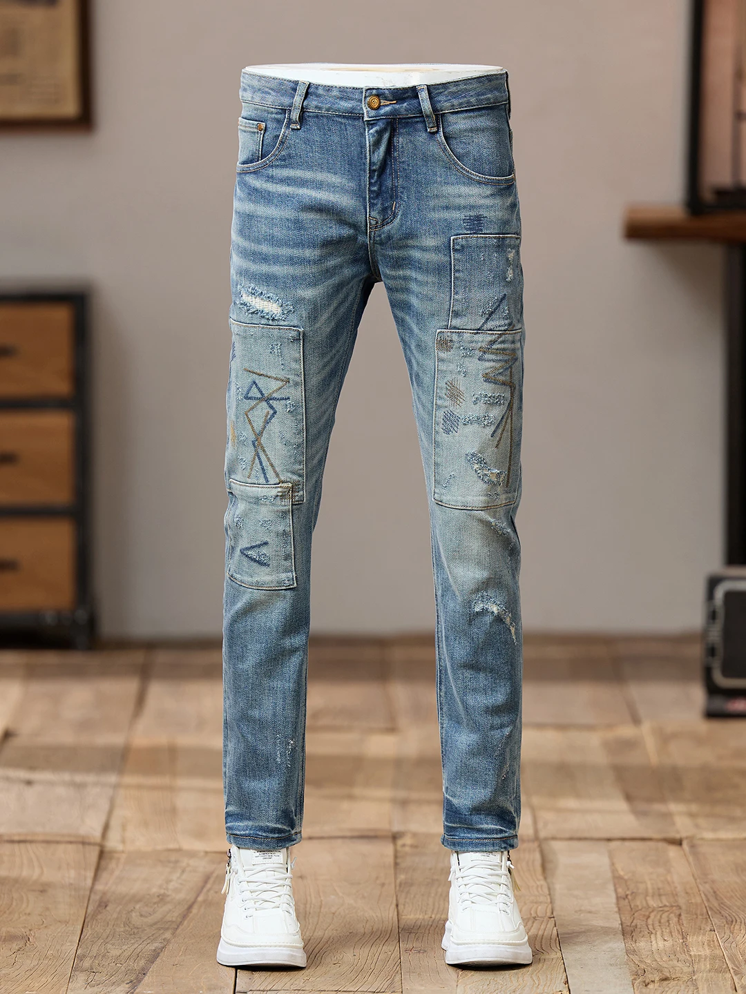 Trendy Brand Men's Denim Jeans Patchwork Elastic Slim Fit Heavy Embroidery Individual Long Pants Cotton Stretch Denim Fabric
Trendy Brand Men's Denim Jeans Patchwork Elastic Slim Fit Heavy Embroidery Individual Long Pants Cotton Stretch Denim Fabric