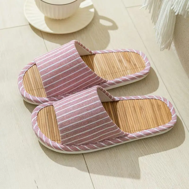 2024 New Women's Summer Bamboo Mat Sandals Soft Non Slip Breathable Open Toe Sweat-Wicking Home Slippers Light Silent Slippers
2024 New Women's Summer Bamboo Mat Sandals Soft Non Slip Breathable Open Toe Sweat-Wicking Home Slippers Light Silent Slippers