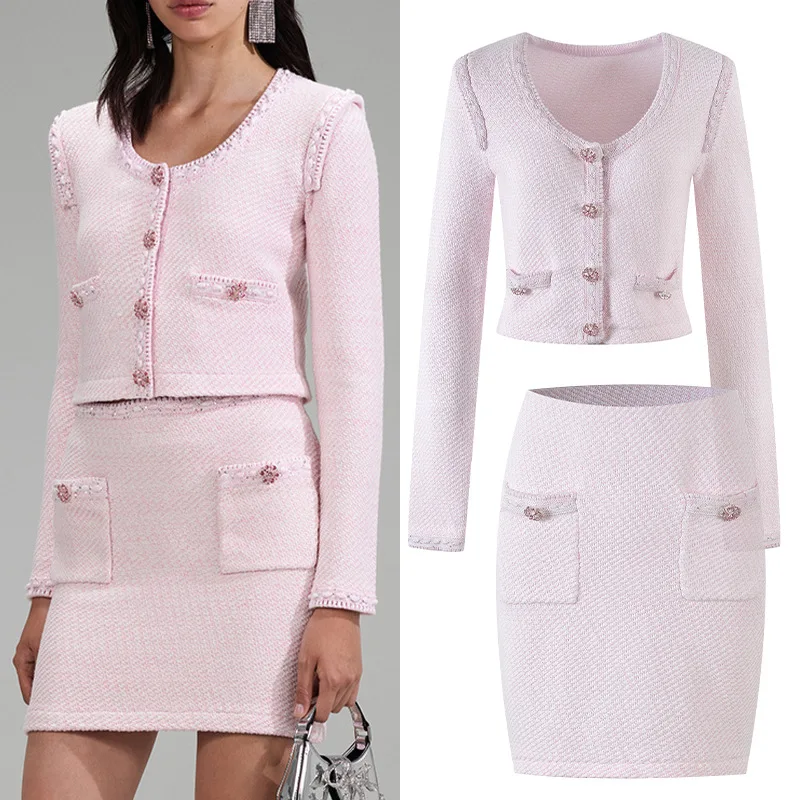 Autumn and Winter New Pink Knitted Round Neck Short Fashion High Waist Slim Skirt Set
Autumn and Winter New Pink Knitted Round Neck Short Fashion High Waist Slim Skirt Set