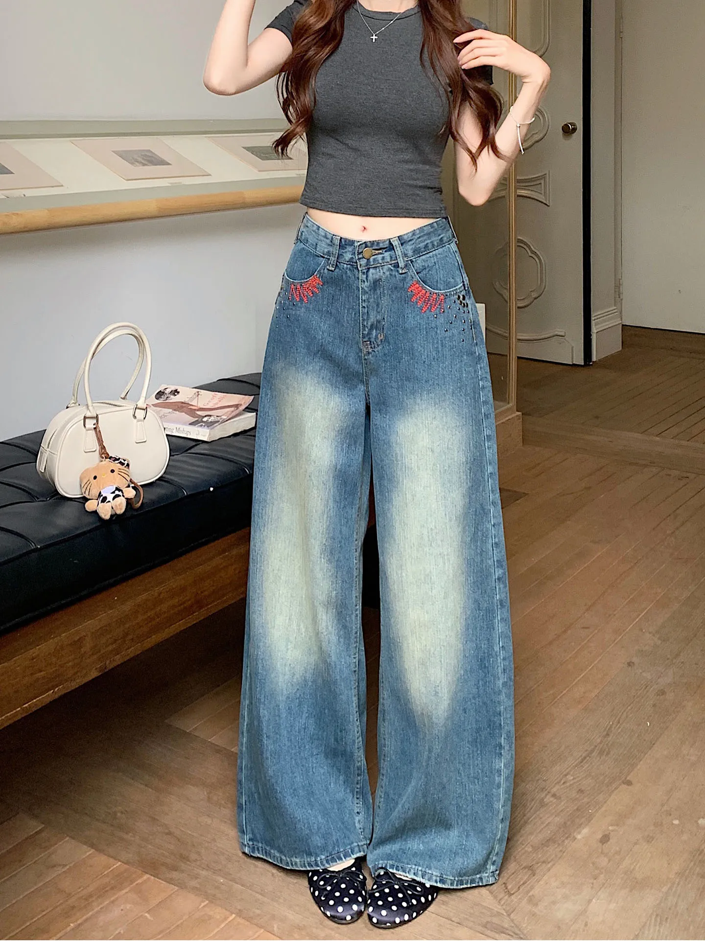 Retro American Embroidered Washed Bamboo Pattern Wide Leg Jeans Women Summer High Waist Loose Slim Straight Floor-Length Pants
Retro American Embroidered Washed Bamboo Pattern Wide Leg Jeans Women Summer High Waist Loose Slim Straight Floor-Length Pants