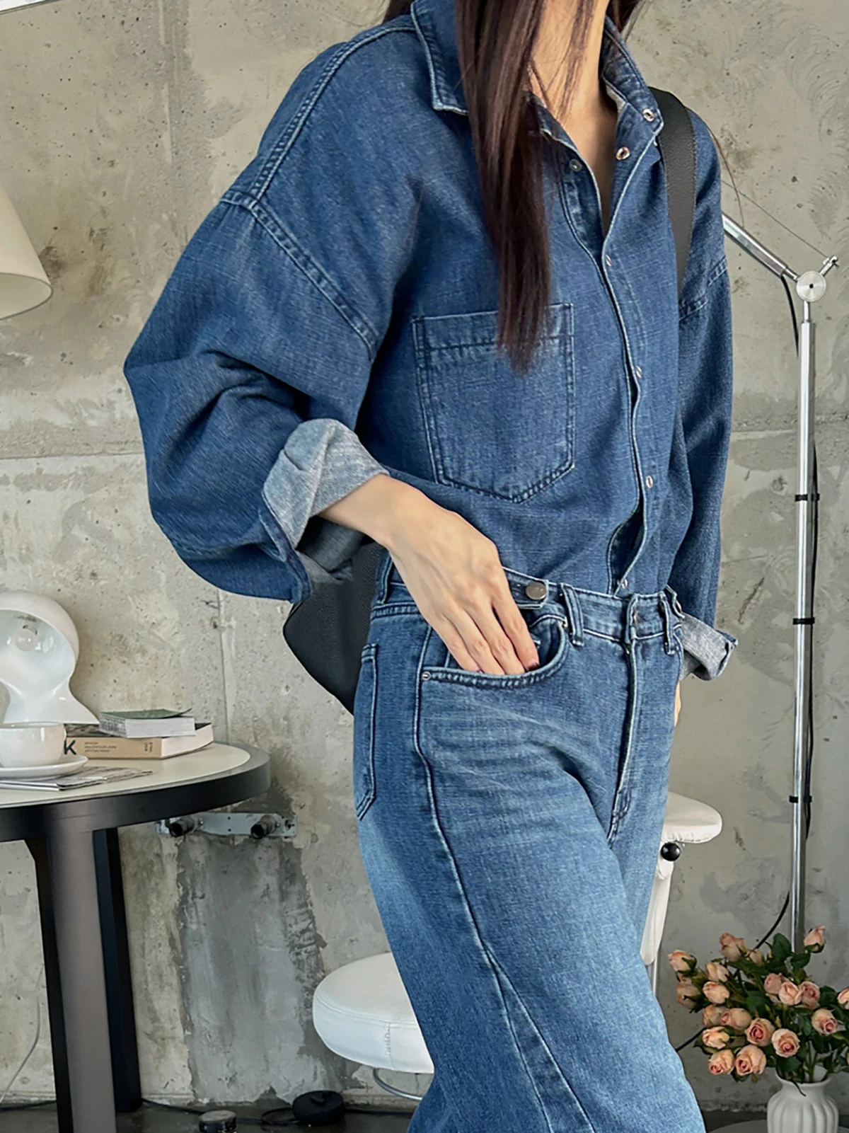 Symply Comfortable Chic mat Casual Basic Long Sve Denim irt Women's Autumn Outerwear Cotton Breathable Loose Fit
Symply Comfortable Chic mat Casual Basic Long Sve Denim irt Women's Autumn Outerwear Cotton Breathable Loose Fit