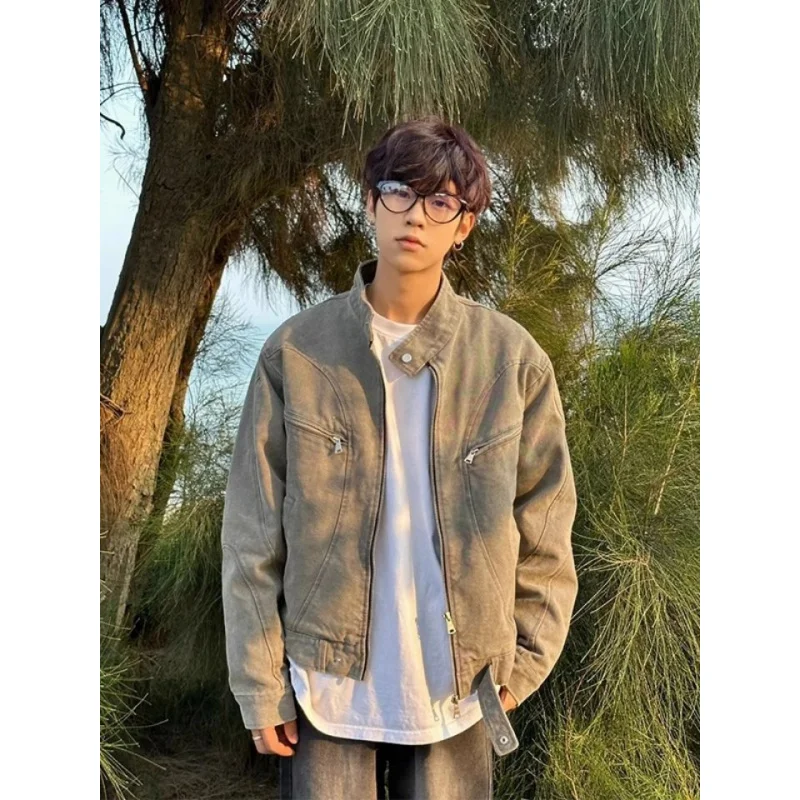 Washed Gray Stand Collar Denim Coat Men's Spring Retro Fashion Brand Zipper Short Coat American Design Jacket
Washed Gray Stand Collar Denim Coat Men's Spring Retro Fashion Brand Zipper Short Coat American Design Jacket