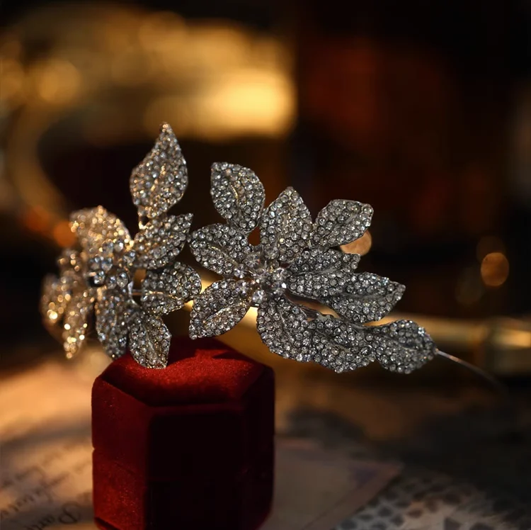 CC Crowns for Women Wedding Accessories Bridal Headpiece Engagement Hair Ornaments Leaf Shape Hairbands Diadem Prom Dress HS24
CC Crowns for Women Wedding Accessories Bridal Headpiece Engagement Hair Ornaments Leaf Shape Hairbands Diadem Prom Dress HS24