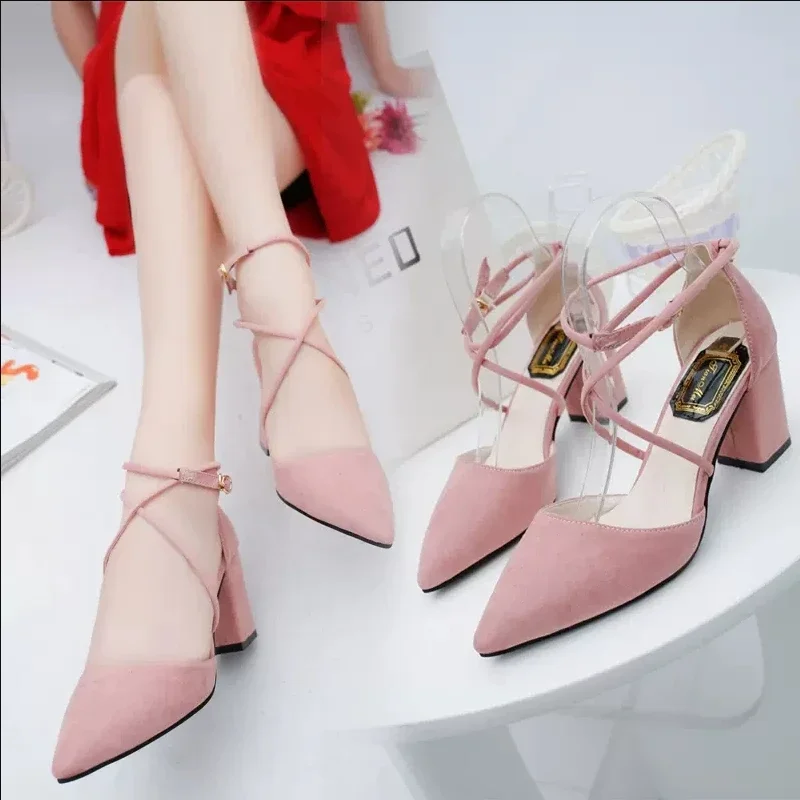 2025 Sandals Spring and autumn Women high heels Thin Heels Cross strap Fashion Girls Hollow out Pumps Women Shoes
2025 Sandals Spring and autumn Women high heels Thin Heels Cross strap Fashion Girls Hollow out Pumps Women Shoes