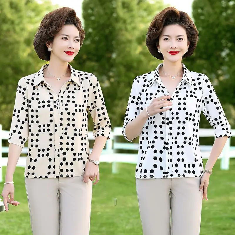 Middle-aged Mother Wearing Short-sleeved Summer Tops Fashionable New Chiffon Shirt
Middle-aged Mother Wearing Short-sleeved Summer Tops Fashionable New Chiffon Shirt