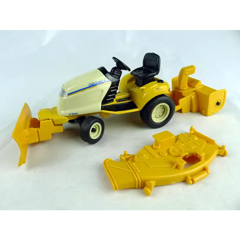 Литой под давлением ERTL масштаб 1:16 Cub Cadet газон садовый трактор Коллекционная игрушка подарок сувенир дисплей орнамент
Литой под давлением ERTL масштаб 1:16 Cub Cadet газон садовый трактор Коллекционная игрушка подарок сувенир дисплей орнамент