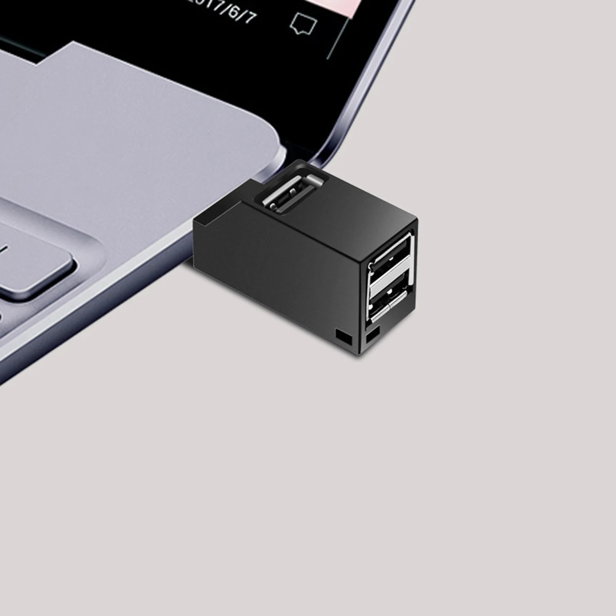 3-port Mini USB 2.0 Multi Port USB Hub Splitter Hub Adapter For PC Computer For Portable Hard Drives (Black)
3-port Mini USB 2.0 Multi Port USB Hub Splitter Hub Adapter For PC Computer For Portable Hard Drives (Black)