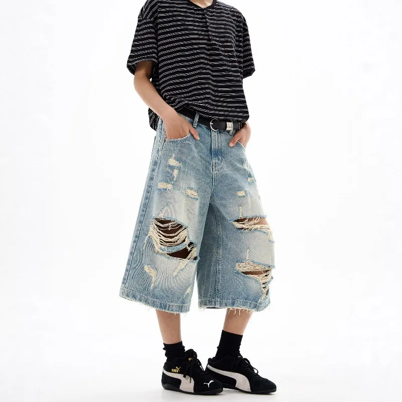 KIDWHXR Man Summer Denim Shorts American Retro Hole Washed Men Calf-length Pant Streetwear Loose Casual Mid Waist Male Shorts
KIDWHXR Man Summer Denim Shorts American Retro Hole Washed Men Calf-length Pant Streetwear Loose Casual Mid Waist Male Shorts