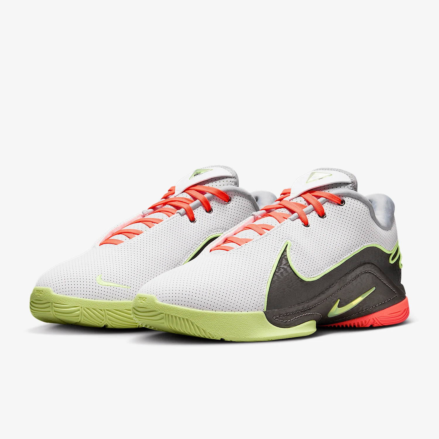 Nike Official LeBron 22 Men's Durable and Breathable Basketball Shoes FZ1095-101
Nike Official LeBron 22 Men's Durable and Breathable Basketball Shoes FZ1095-101