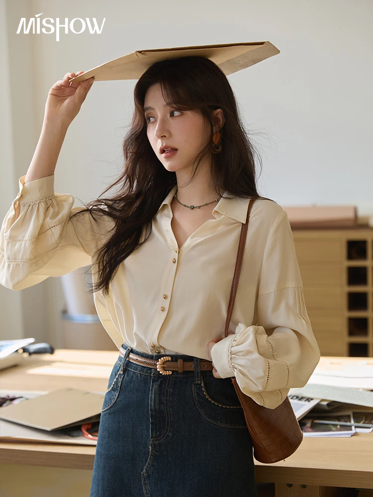 MISHOW Women's Shirt Lantern Sleeve Hollow Out Tops 2025 Autumn Single Breasted Solid Shirts Lapel Shirt Office Lady MXE41C2359
MISHOW Women's Shirt Lantern Sleeve Hollow Out Tops 2025 Autumn Single Breasted Solid Shirts Lapel Shirt Office Lady MXE41C2359