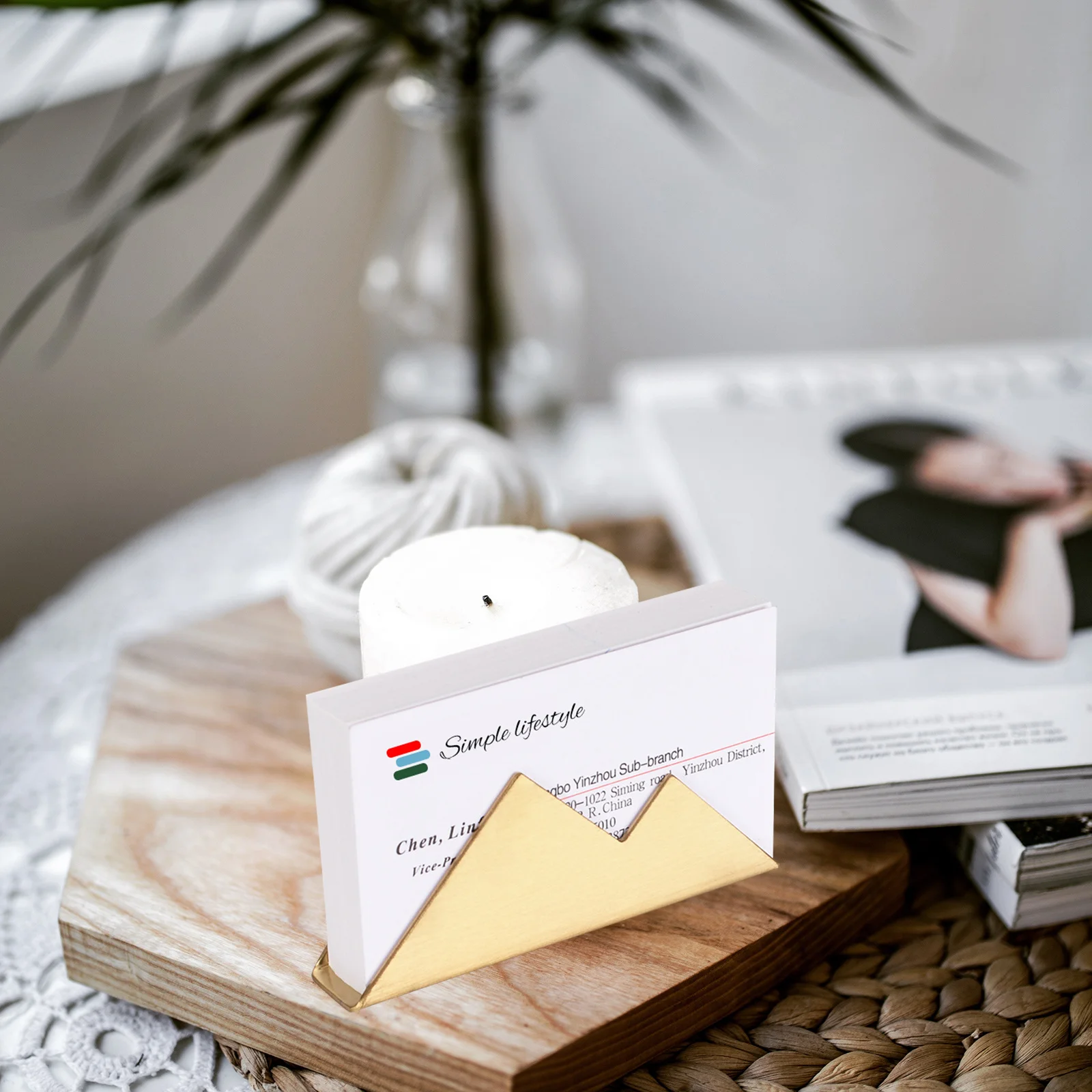 Держатель для визитных карточек из нержавеющей стали, настольная металлическая подставка для дисплея, зажим для заметок, держатель для заметок, держатели для визитных карточек, фотодержатели
Держатель для визитных карточек из нержавеющей стали, настольная металлическая подставка для дисплея, зажим для заметок, держатель для заметок, держатели для визитных карточек, фотодержатели