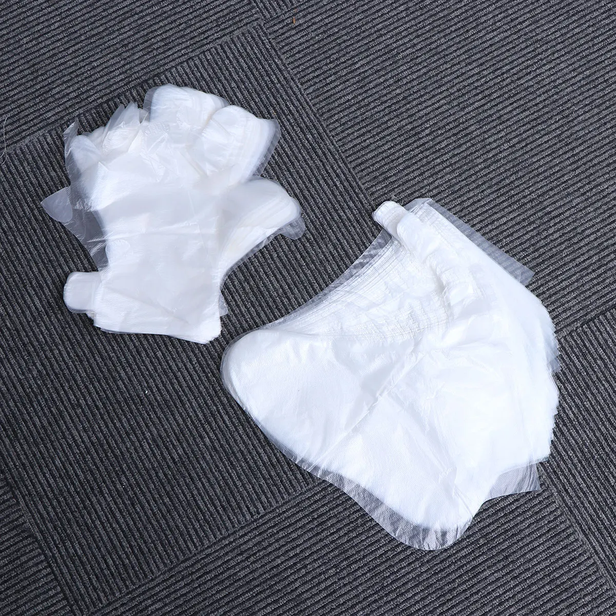 200Pcs Disposable Gloves Plastic One-Off Foot Cover Oil-Resistant for Pedicure Hands Protection
200Pcs Disposable Gloves Plastic One-Off Foot Cover Oil-Resistant for Pedicure Hands Protection
