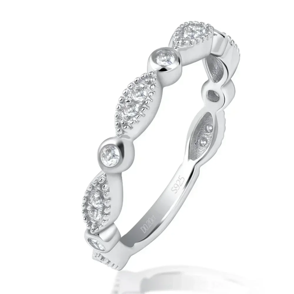 LinkerLove Moissanite Wedding Band D VVS1 Lab Created Marquise Diamond Ring for Women S925 Sterling Silver Half Eternity Ring
LinkerLove Moissanite Wedding Band D VVS1 Lab Created Marquise Diamond Ring for Women S925 Sterling Silver Half Eternity Ring