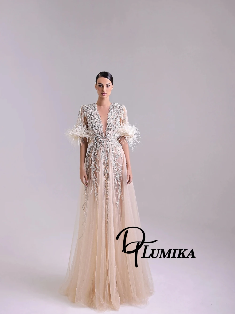 DTLumika Вечернее платье из тюля с перьями и рукавами, роскошное трапециевидное блестящее вечернее платье с блестками на заказ, сексуальное платье для выпускного вечера с v-образным вырезом
DTLumika Вечернее платье из тюля с перьями и рукавами, роскошное трапециевидное блестящее вечернее платье с блестками на заказ, сексуальное платье для выпускного вечера с v-образным вырезом