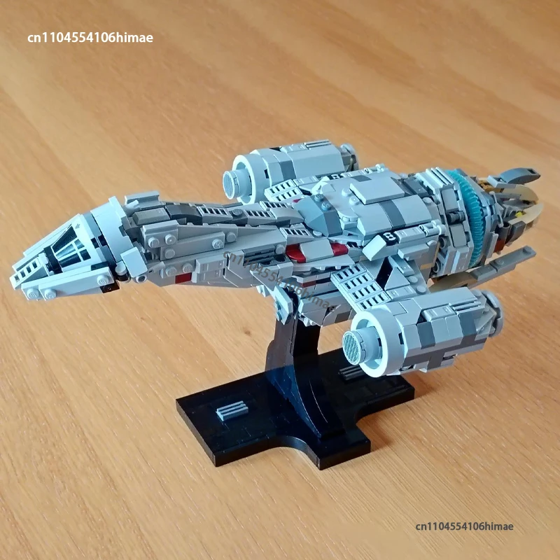 670 деталей MOC: Конструктор «Космический корабль Firefly Class Serenity» — модель для сборки, развивающая игрушка, подарок для детей
670 деталей MOC: Конструктор «Космический корабль Firefly Class Serenity» — модель для сборки, развивающая игрушка, подарок для детей