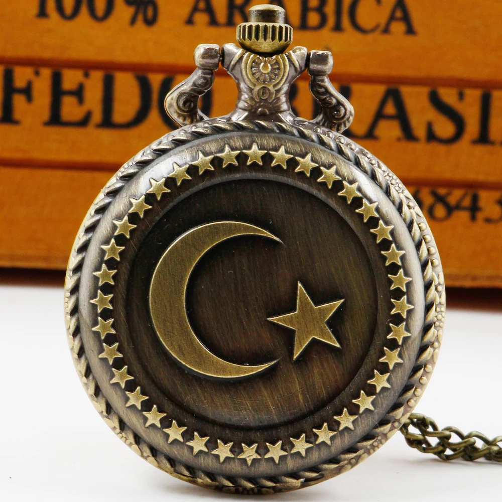 Retro Bronze Flag Design Moon Star Circle Quartz Antique Pocket Watch Punk Necklace Pendant Clock for Men Women
Retro Bronze Flag Design Moon Star Circle Quartz Antique Pocket Watch Punk Necklace Pendant Clock for Men Women