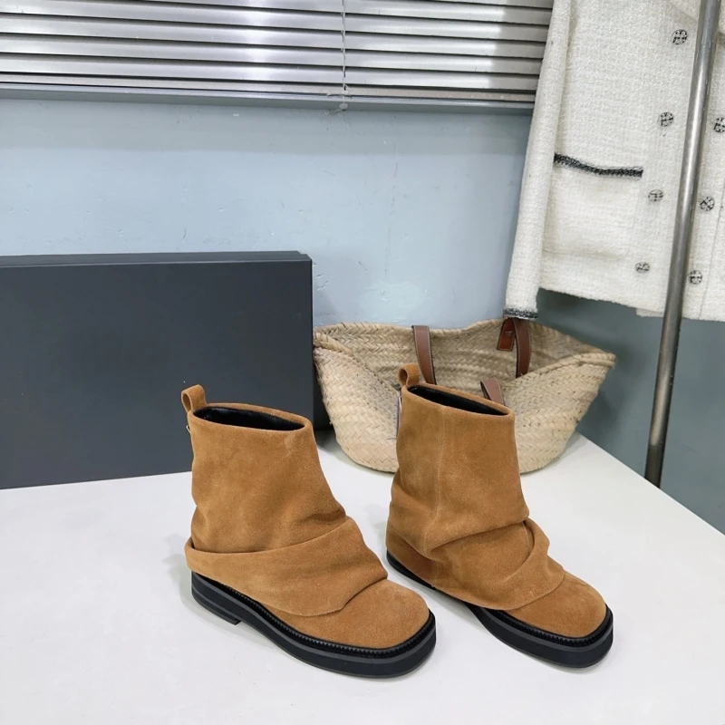 Осень-зима, новые модные ботинки из французской винтажной кожи с квадратной головкой и толстой подошвой, короткие удобные ботинки, короткие женские ботинки
Осень-зима, новые модные ботинки из французской винтажной кожи с квадратной головкой и толстой подошвой, короткие удобные ботинки, короткие женские ботинки