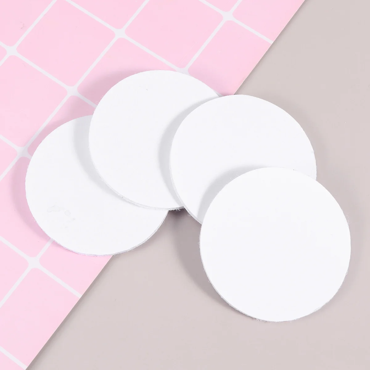 40pcs Anti-Slip Bed Sheet Set Holder Double Sided Adhesive Fixer For Sofa Cushion Rug Blanket Fastener Residue Free
40pcs Anti-Slip Bed Sheet Set Holder Double Sided Adhesive Fixer For Sofa Cushion Rug Blanket Fastener Residue Free