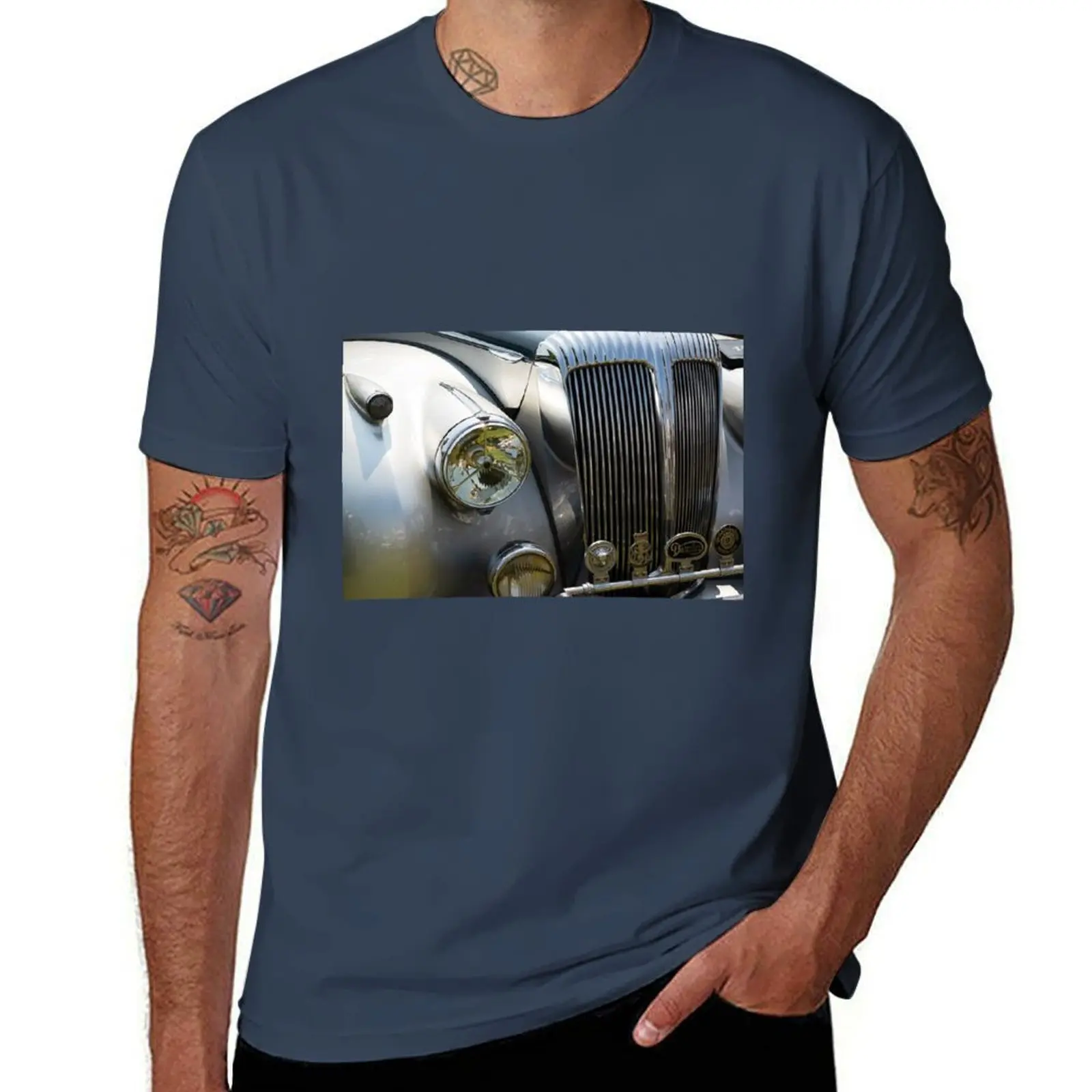 Daimler A DB18 Consort 1952 T-Shirt Festival Party Tee Top
Daimler A DB18 Consort 1952 T-Shirt Festival Party Tee Top