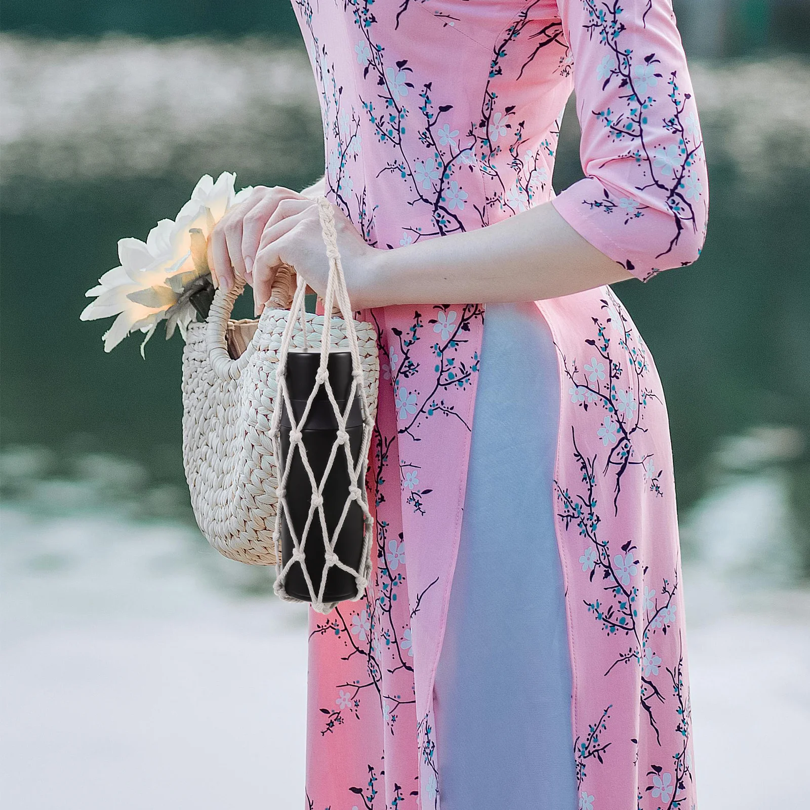 1pcs Water Bottle Net Pouch Handwoven Cotton Boho Carrier For Hiking Camping Cycling Outdoor Macrame Sling Bag Holder Kids
1pcs Water Bottle Net Pouch Handwoven Cotton Boho Carrier For Hiking Camping Cycling Outdoor Macrame Sling Bag Holder Kids