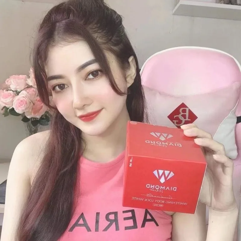 Original Body ngoc trinh diamond white chinh hang Body Creams Best Moisturizing Skin Care Product
Original Body ngoc trinh diamond white chinh hang Body Creams Best Moisturizing Skin Care Product