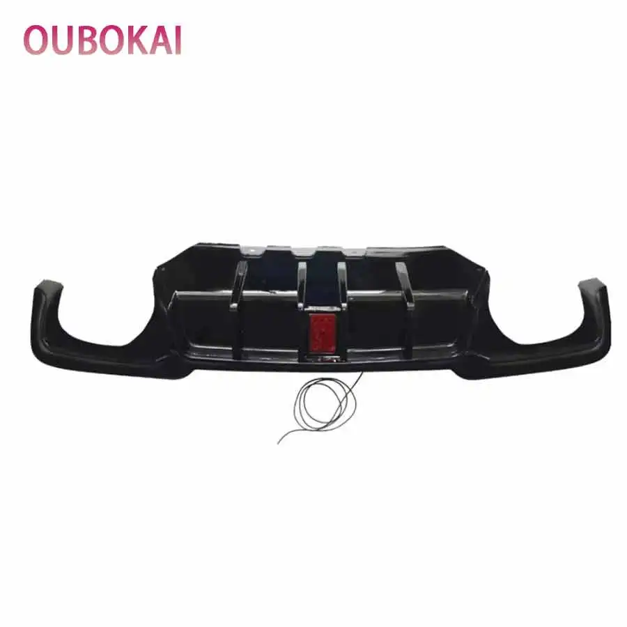 For BMW 5 Series M5 F10 Bright Black With lights Car Rear Bumper Diffuser Rear Splitters Spoiler Glossy Black Back lip Body Kit
For BMW 5 Series M5 F10 Bright Black With lights Car Rear Bumper Diffuser Rear Splitters Spoiler Glossy Black Back lip Body Kit