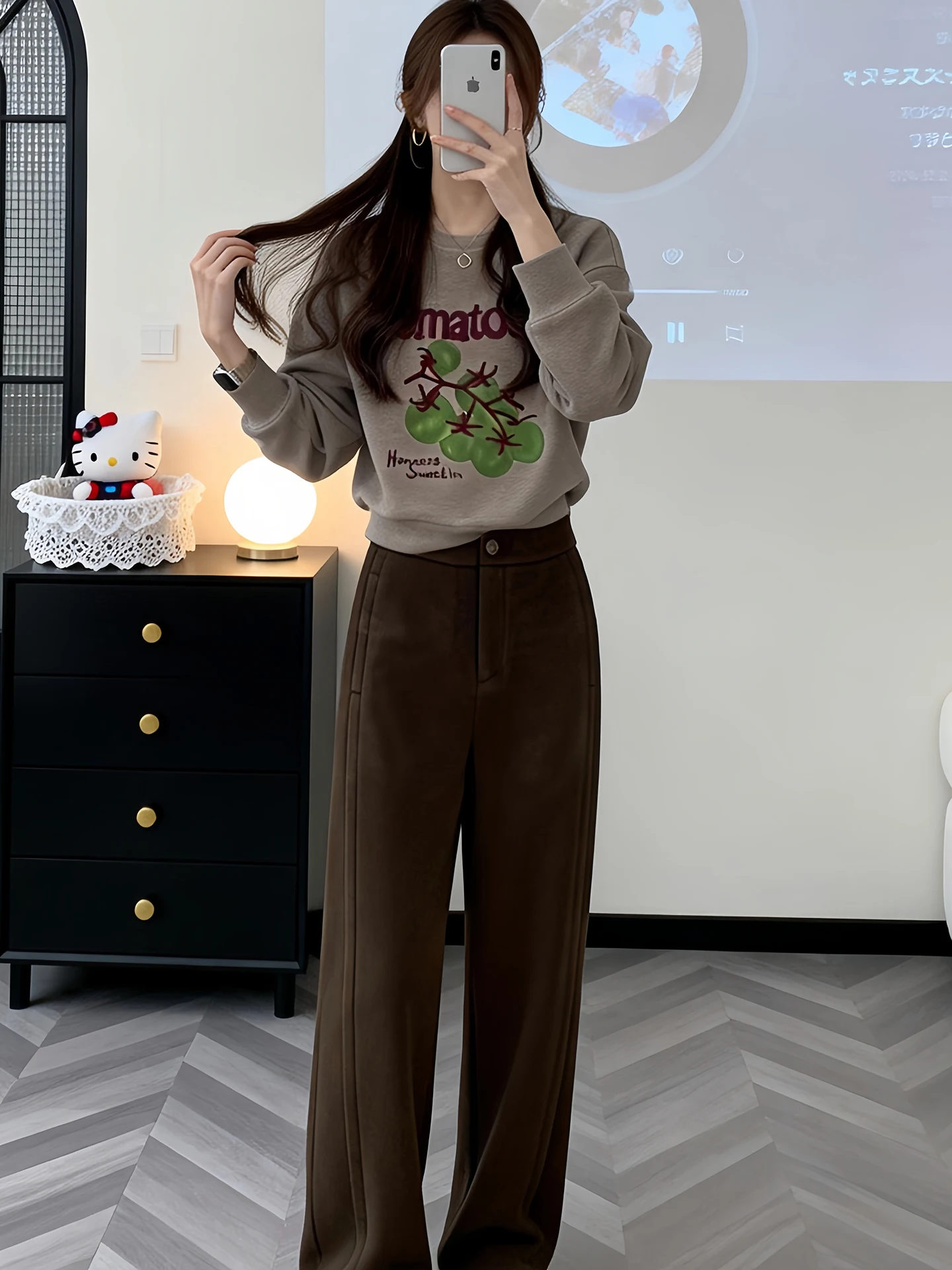 Gray Hoodie Wide Leg Pants Two Piece Set Women's Street Style Sport Casual Suit Spring Autumn New Small Size Fashionable
Gray Hoodie Wide Leg Pants Two Piece Set Women's Street Style Sport Casual Suit Spring Autumn New Small Size Fashionable