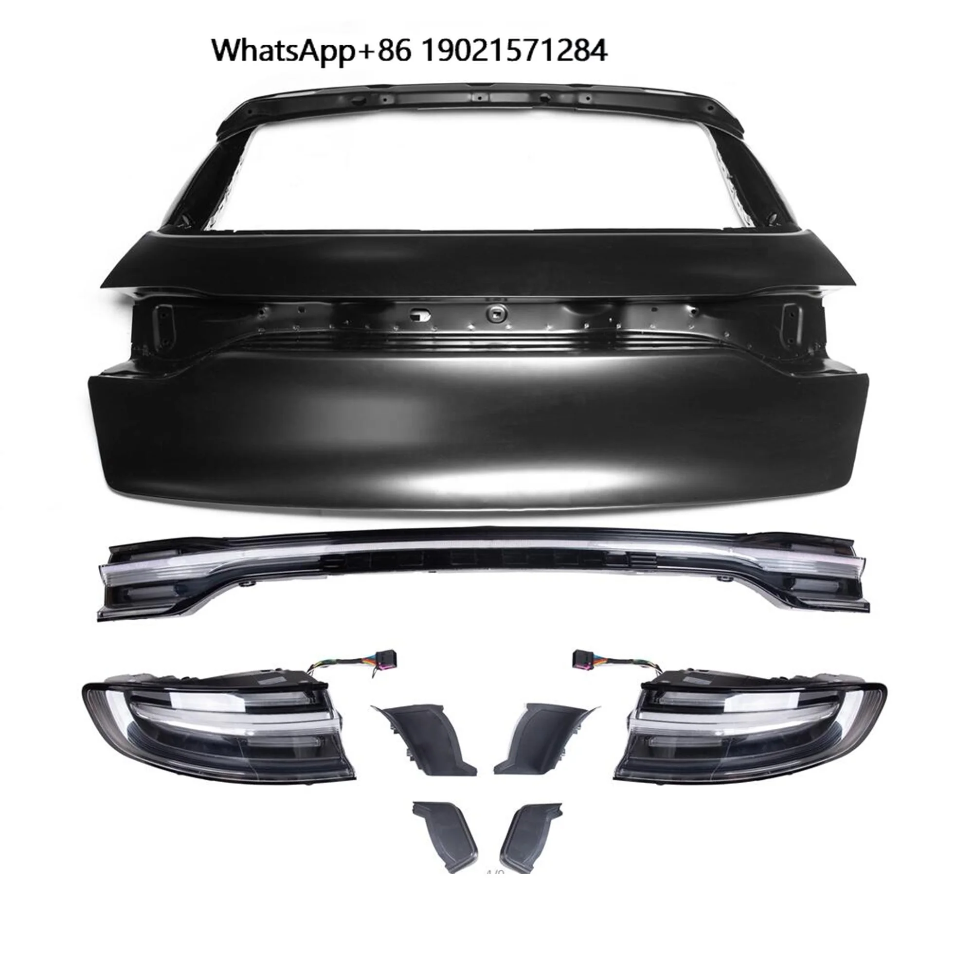 Car Modified Parts Suitable for Porsche Macan 2014-2017 Modified and Upgraded 2018-2020 Rear Door Through Tail Light
Car Modified Parts Suitable for Porsche Macan 2014-2017 Modified and Upgraded 2018-2020 Rear Door Through Tail Light