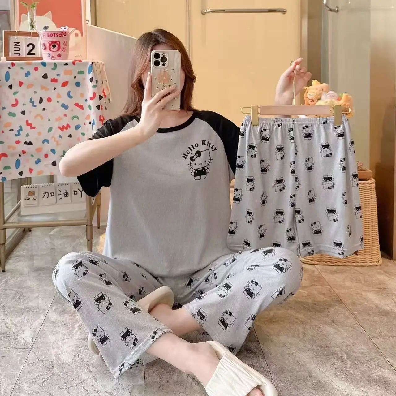 Kawaii Hello Kitty Cartoon Pajamas Women Summer T-Shirt Short 3Pcs Sleeve Pants Shorts Cartoon Sleepwear Homewear Set Anime New
Kawaii Hello Kitty Cartoon Pajamas Women Summer T-Shirt Short 3Pcs Sleeve Pants Shorts Cartoon Sleepwear Homewear Set Anime New