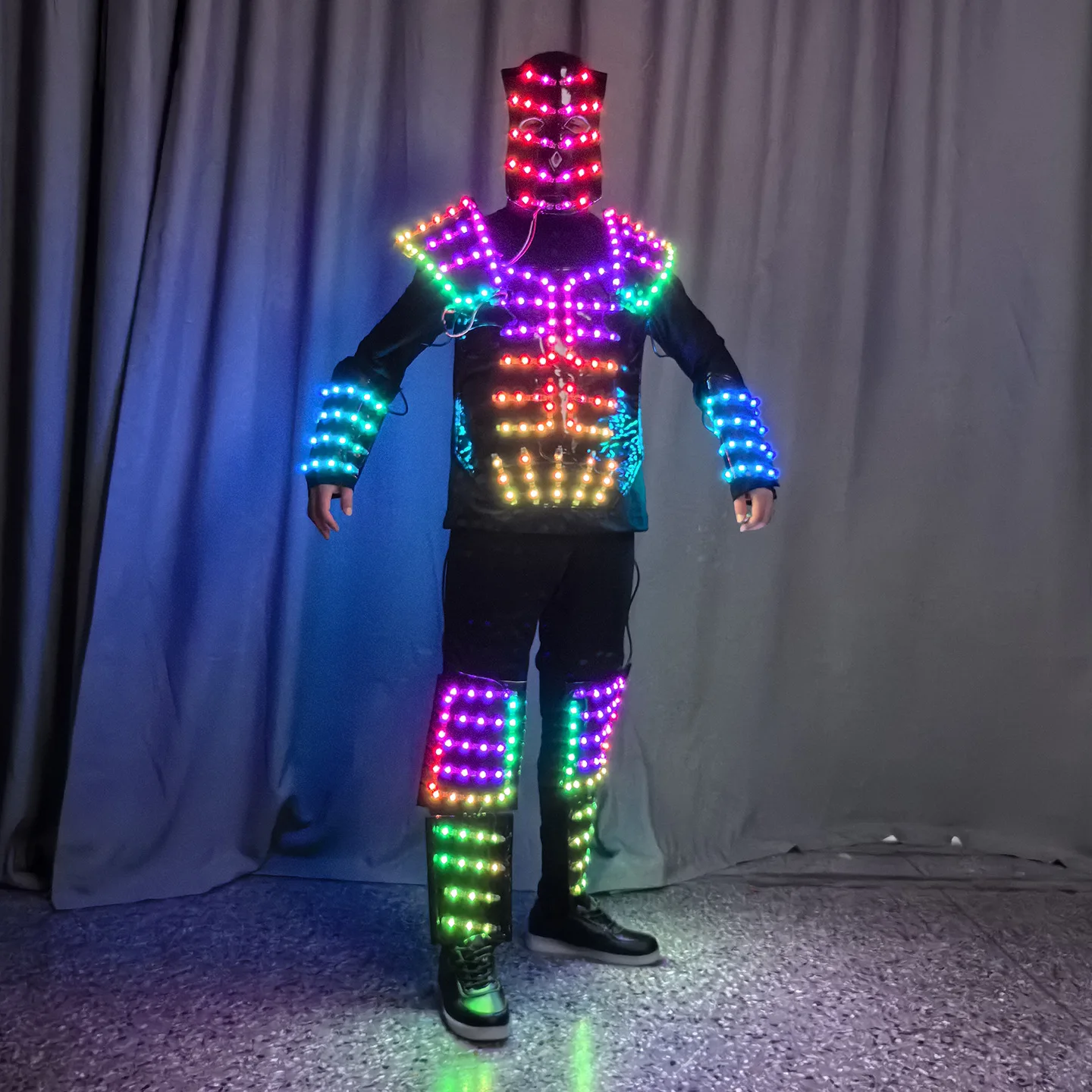 RGB Full Set LED Robot Costume with Mask Men Nightclub Party Rave Stage Show Performance Wear Halloween Punk Cosplay Anime
RGB Full Set LED Robot Costume with Mask Men Nightclub Party Rave Stage Show Performance Wear Halloween Punk Cosplay Anime