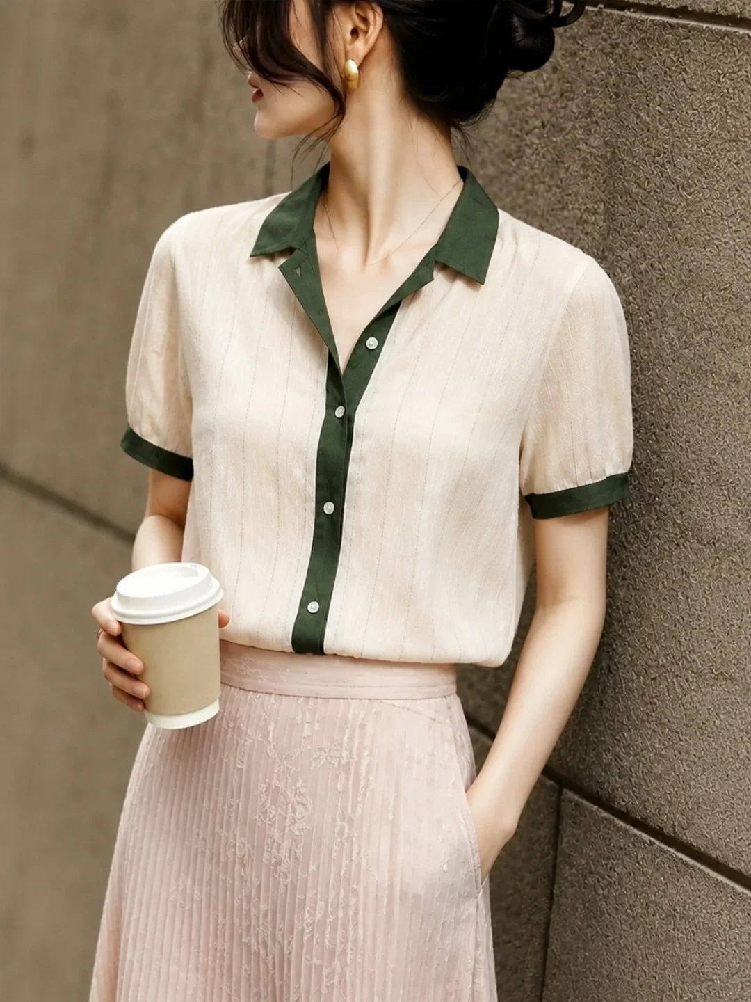Fashionable Youthful Color Block Design Single Button Shirt Short Sleeve Casual Versatile Summer Top Slimming Korean Style
Fashionable Youthful Color Block Design Single Button Shirt Short Sleeve Casual Versatile Summer Top Slimming Korean Style