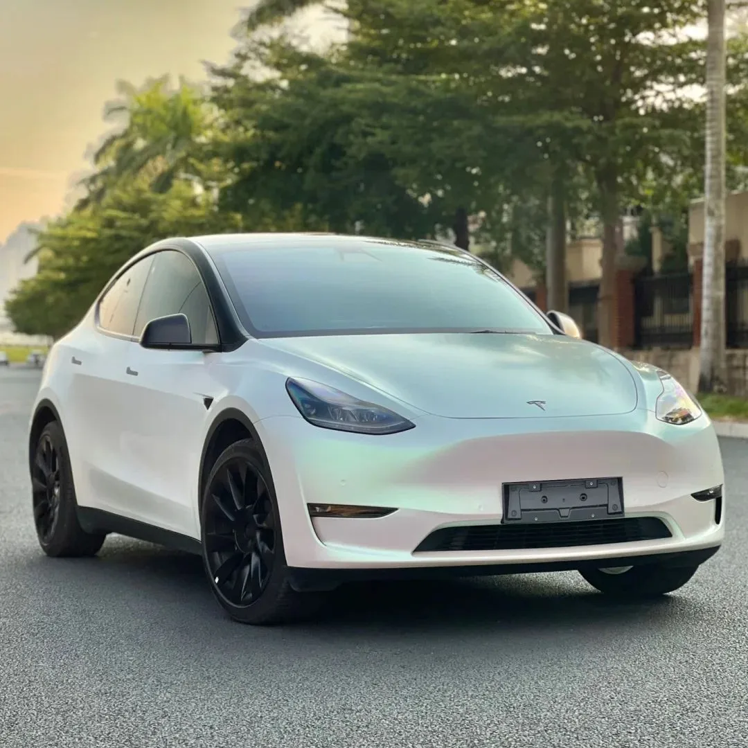 PET Matte Dawn White Full Car Wrap Vinyl Color Change Film Anti-scratch Waterproof Paint Protection Auto Body Styling Decal
PET Matte Dawn White Full Car Wrap Vinyl Color Change Film Anti-scratch Waterproof Paint Protection Auto Body Styling Decal