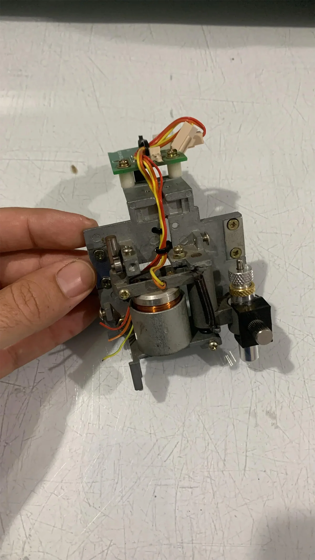 Cutter plotter carriage optical reading sensor for cutting plotter car spare part head
Cutter plotter carriage optical reading sensor for cutting plotter car spare part head