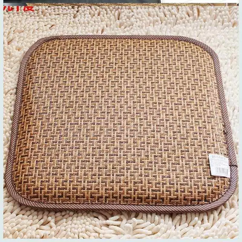 Double-Sided Office Chair Cushion Sofa Pad Breathable Comfortable All-Season Universal Computer Chair Pad Cooling Mat
Double-Sided Office Chair Cushion Sofa Pad Breathable Comfortable All-Season Universal Computer Chair Pad Cooling Mat