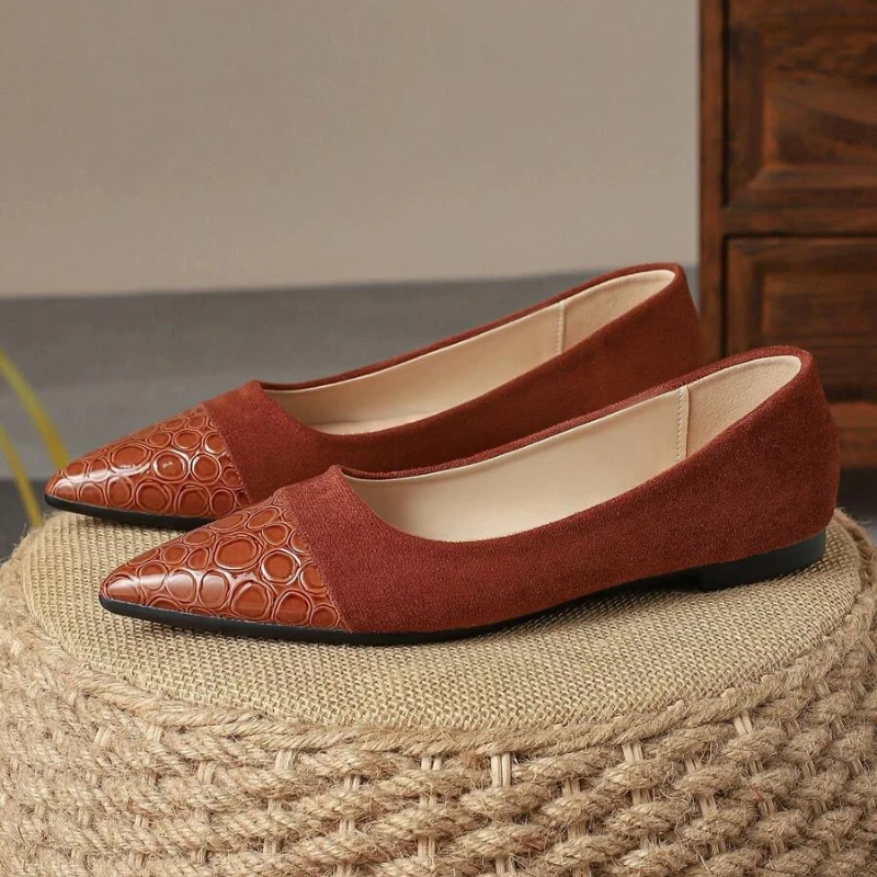 Оранжевые туфли для женщин с острым носком и металлическим декором, замшевая кожаная лоскутная повседневная обувь, лоферы без шнуровки, модные туфли на плоской подошве, размер 34-48
Оранжевые туфли для женщин с острым носком и металлическим декором, замшевая кожаная лоскутная повседневная обувь, лоферы без шнуровки, модные туфли на плоской подошве, размер 34-48