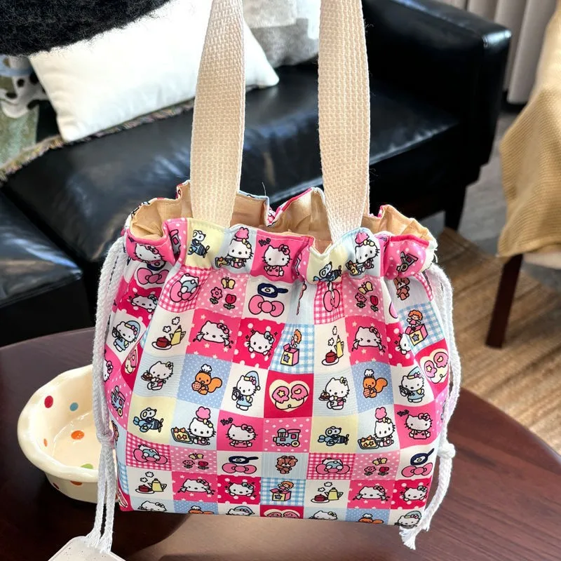 Hello Kitty Drawstring Bag Cute Anime Large Capacity Student Single Shoulder Cartoon Tote Bag Kawaii Women Accessories Wholesale
Hello Kitty Drawstring Bag Cute Anime Large Capacity Student Single Shoulder Cartoon Tote Bag Kawaii Women Accessories Wholesale