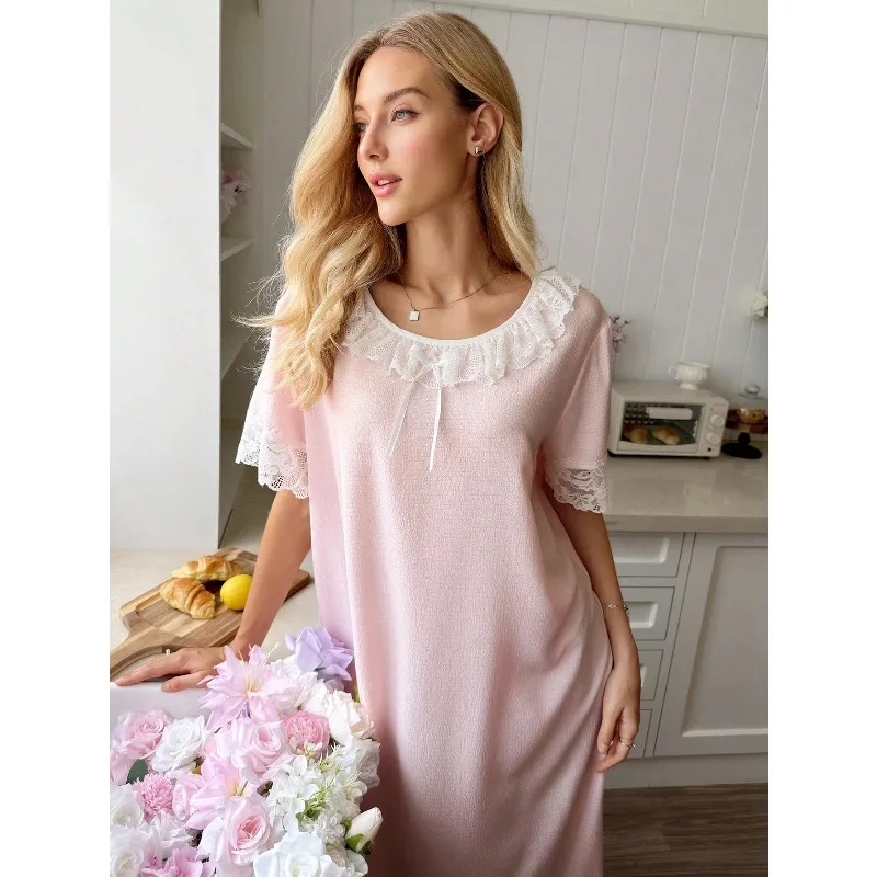 Women's Woven Fabric Bow Decor Ruffle Hem Loose Casual Pajamas, Fresh Homewear Short Sleeve Sleepwear With Lace Trim
Women's Woven Fabric Bow Decor Ruffle Hem Loose Casual Pajamas, Fresh Homewear Short Sleeve Sleepwear With Lace Trim