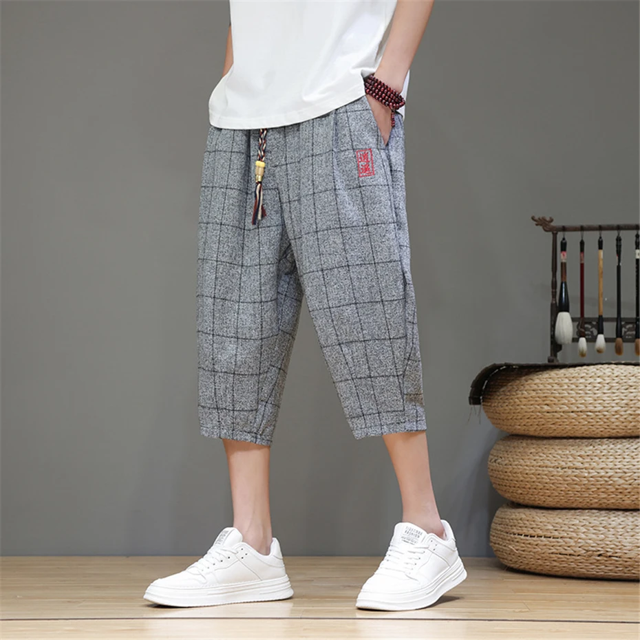 Plaid Pants Men Summer Short Pants Fashion Casual Calf-length Pants Male Bottom Embroidery Design
Plaid Pants Men Summer Short Pants Fashion Casual Calf-length Pants Male Bottom Embroidery Design