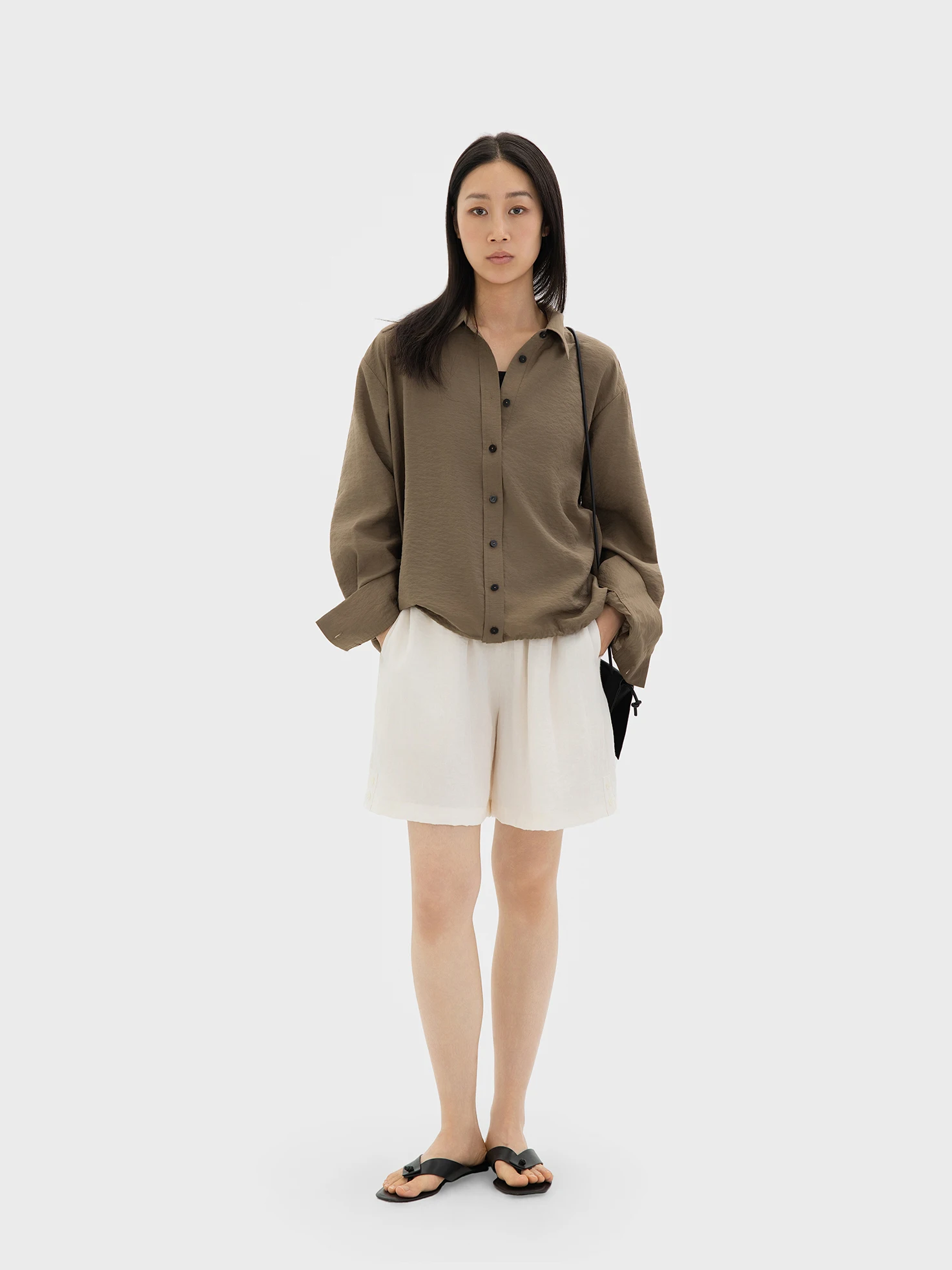Silk Blend Shirt with Drawstring Loose Fit Women's Long Sleeve Breathable Casual Fashion Seei Brand Spring Season
Silk Blend Shirt with Drawstring Loose Fit Women's Long Sleeve Breathable Casual Fashion Seei Brand Spring Season