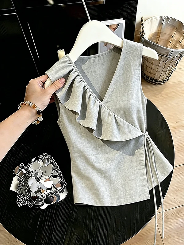 Elegant Grey Sleeveless Shirt Women's Fashionable Design Summer New Arrival Large Size Commute Style V-neck Breathable Skin-f...
Elegant Grey Sleeveless Shirt Women's Fashionable Design Summer New Arrival Large Size Commute Style V-neck Breathable Skin-f...