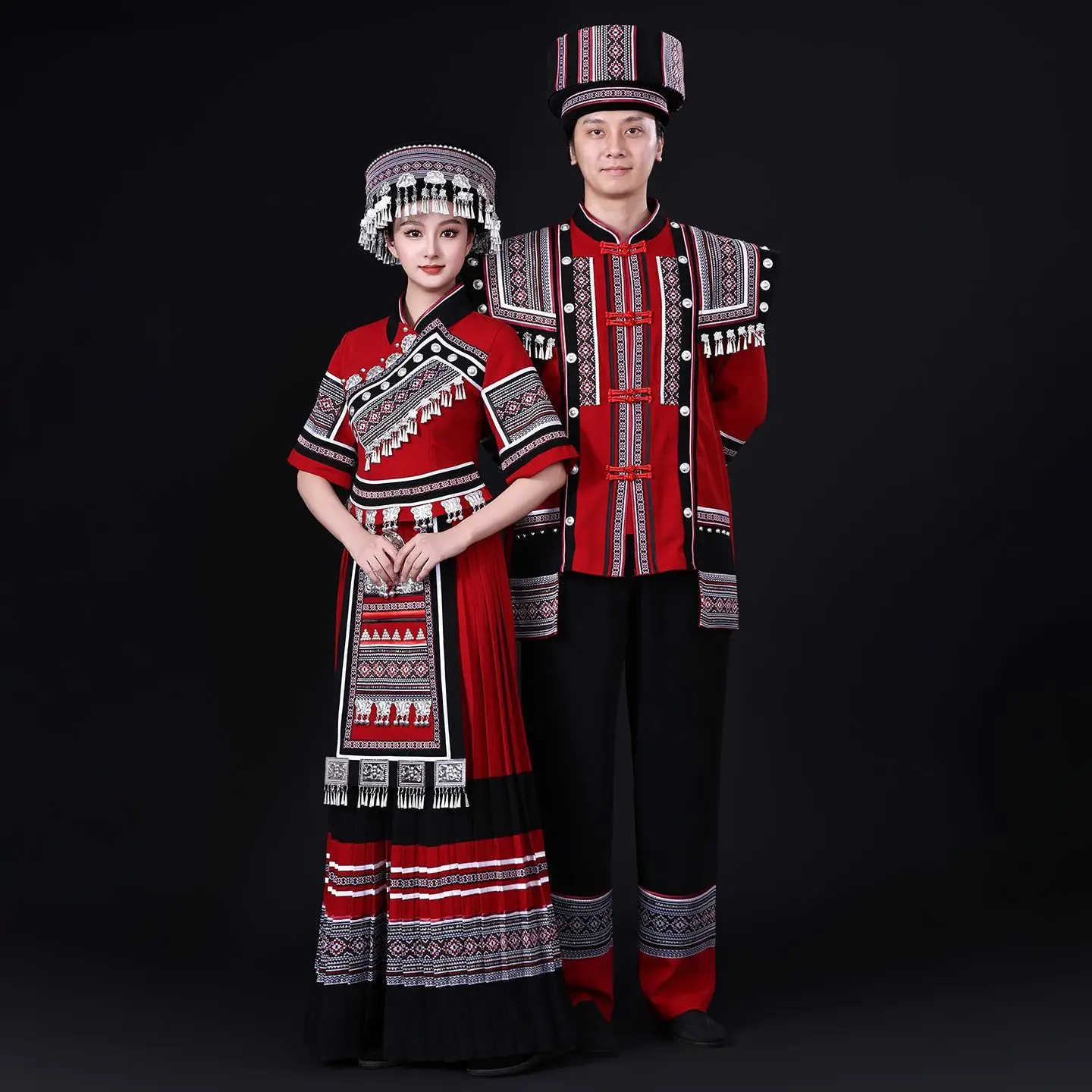 New Ethnic Minority Dance Clothing for Women Men Traditional Miao Ethnic Attire Adult Long Style Tujia Travel Photography Outfit
New Ethnic Minority Dance Clothing for Women Men Traditional Miao Ethnic Attire Adult Long Style Tujia Travel Photography Outfit