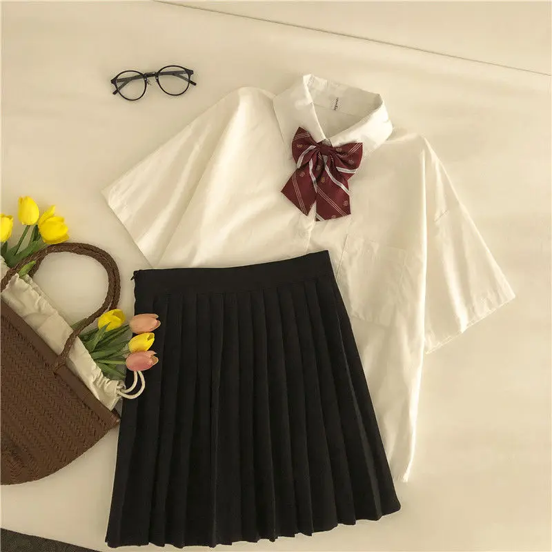 Summer 2024 Women's Fashionable Japanese College Style Short Sleeve Shirt And Pleated Skirt Two-Piece Set Slimming Effect
Summer 2024 Women's Fashionable Japanese College Style Short Sleeve Shirt And Pleated Skirt Two-Piece Set Slimming Effect