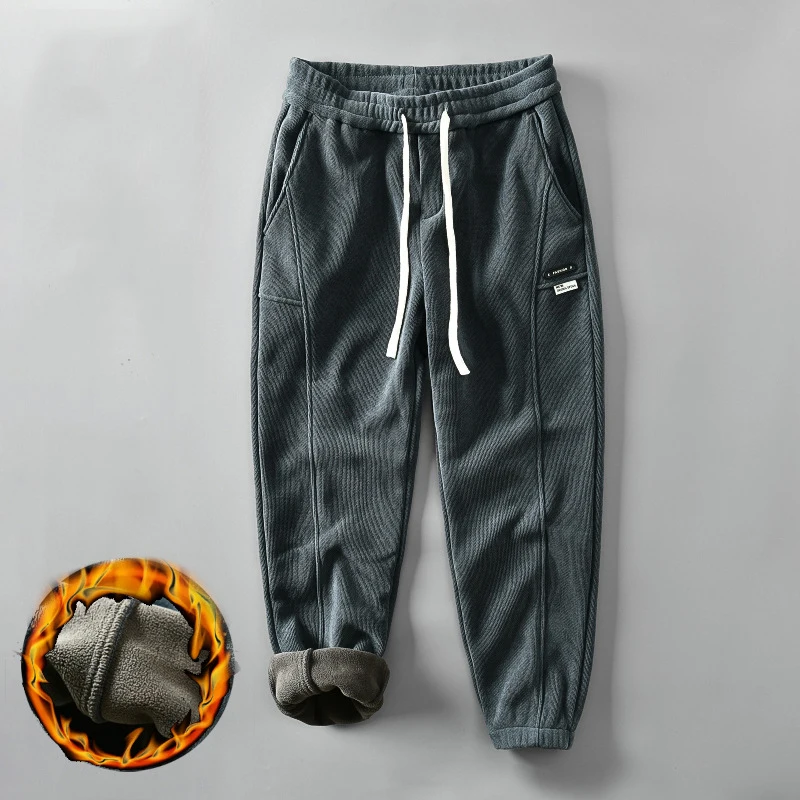 K351 Good Quality Fleece Trousers For Men Simple Solid Color Casual Drawstring Loose Tie Feet Sweatpants Thick Warm Male Pants
K351 Good Quality Fleece Trousers For Men Simple Solid Color Casual Drawstring Loose Tie Feet Sweatpants Thick Warm Male Pants