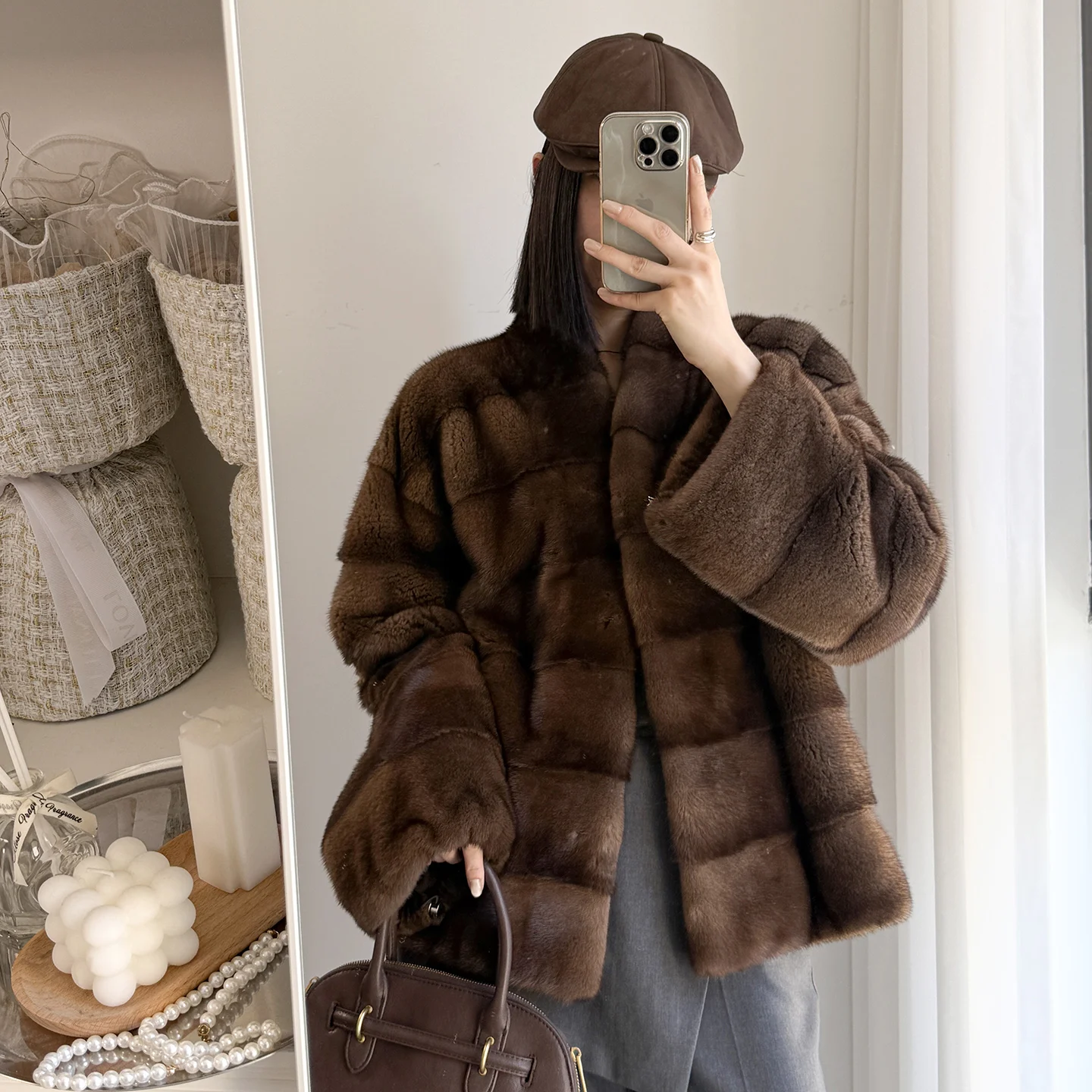 2025 KIDCRKJ Women Faux Fur Coat Lady Vinatge Striped Outwear Park With Fur High Quality Versatile Female Warm Winter Jacket
2025 KIDCRKJ Women Faux Fur Coat Lady Vinatge Striped Outwear Park With Fur High Quality Versatile Female Warm Winter Jacket