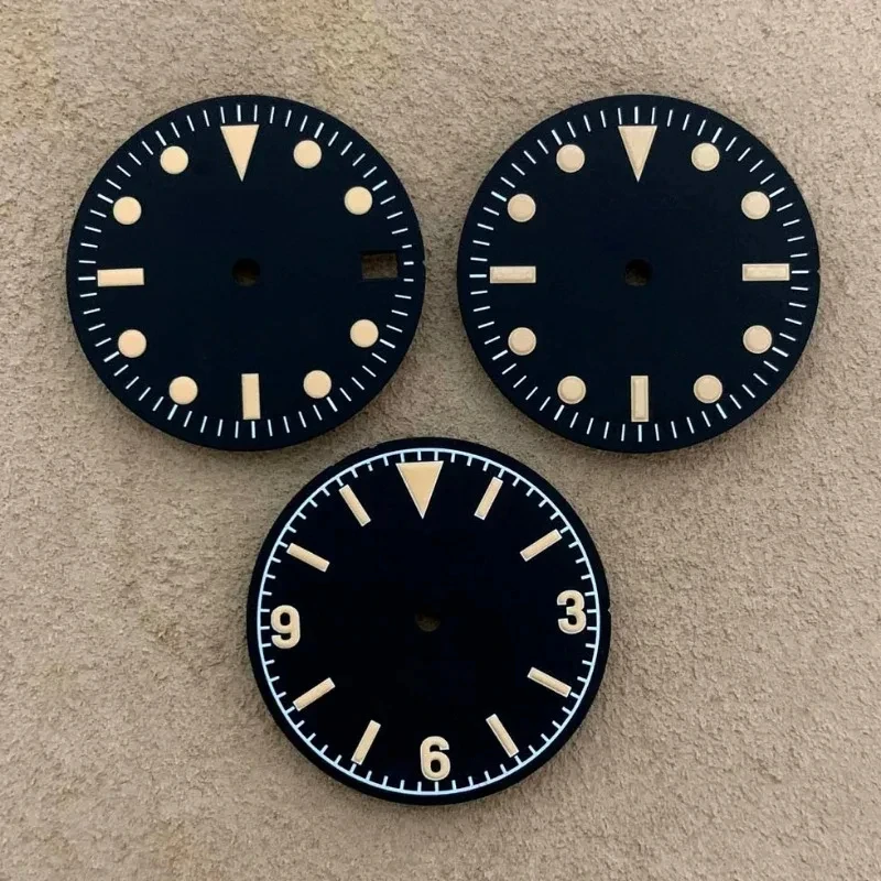 28.5mm Dial NH35 with S Matte Green Luminous Dial Suitable for Japanese NH36 Movement 3 O'clock and 3.8 O'clock Handlebars
28.5mm Dial NH35 with S Matte Green Luminous Dial Suitable for Japanese NH36 Movement 3 O'clock and 3.8 O'clock Handlebars