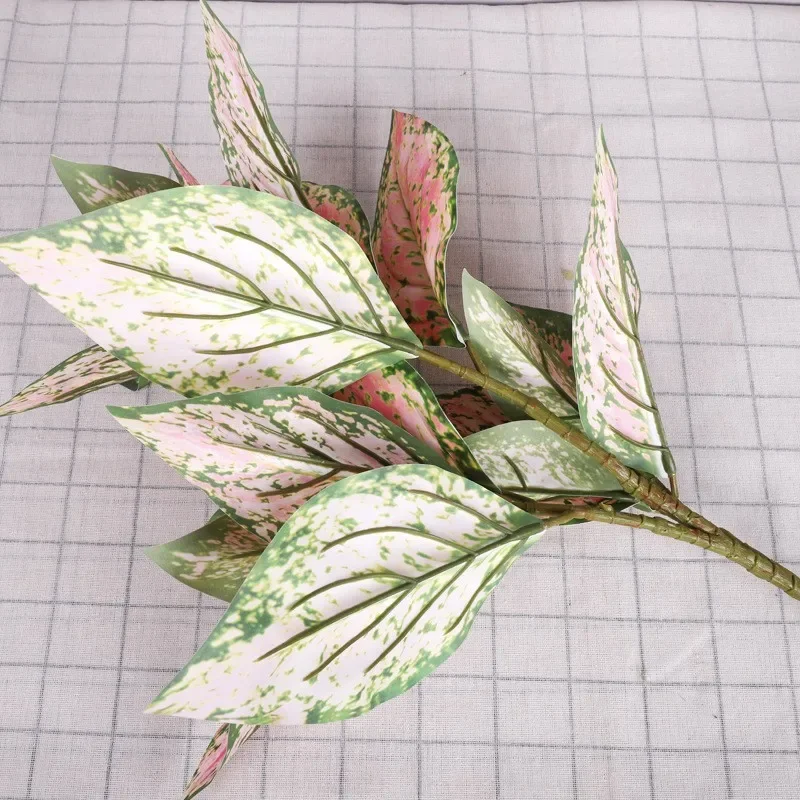Artificial Plants Plastic Colorful Large Green Ivy Leaves Floral Hall Decoration Simulation Plant Leaf Balcony Decorative
Artificial Plants Plastic Colorful Large Green Ivy Leaves Floral Hall Decoration Simulation Plant Leaf Balcony Decorative